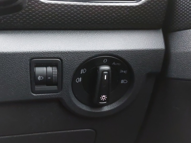 Used Volkswagen T-Cross 2023 for sale - 77881874: Photo 17