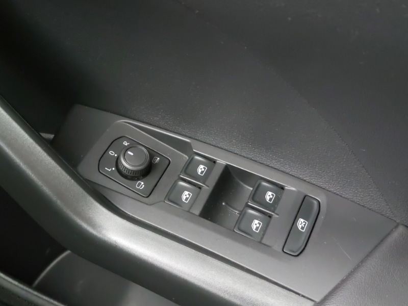 Used Volkswagen T-Cross 2023 for sale - 77881874: Photo 19