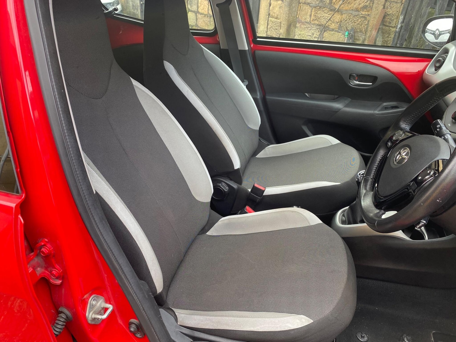 Used Toyota AYGO for sale - 77633429: Photo 9