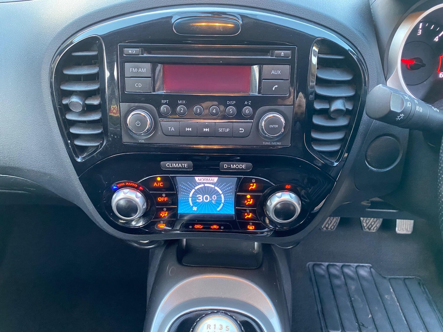 Used Nissan Juke 2014 for sale - 76576697: Photo 15