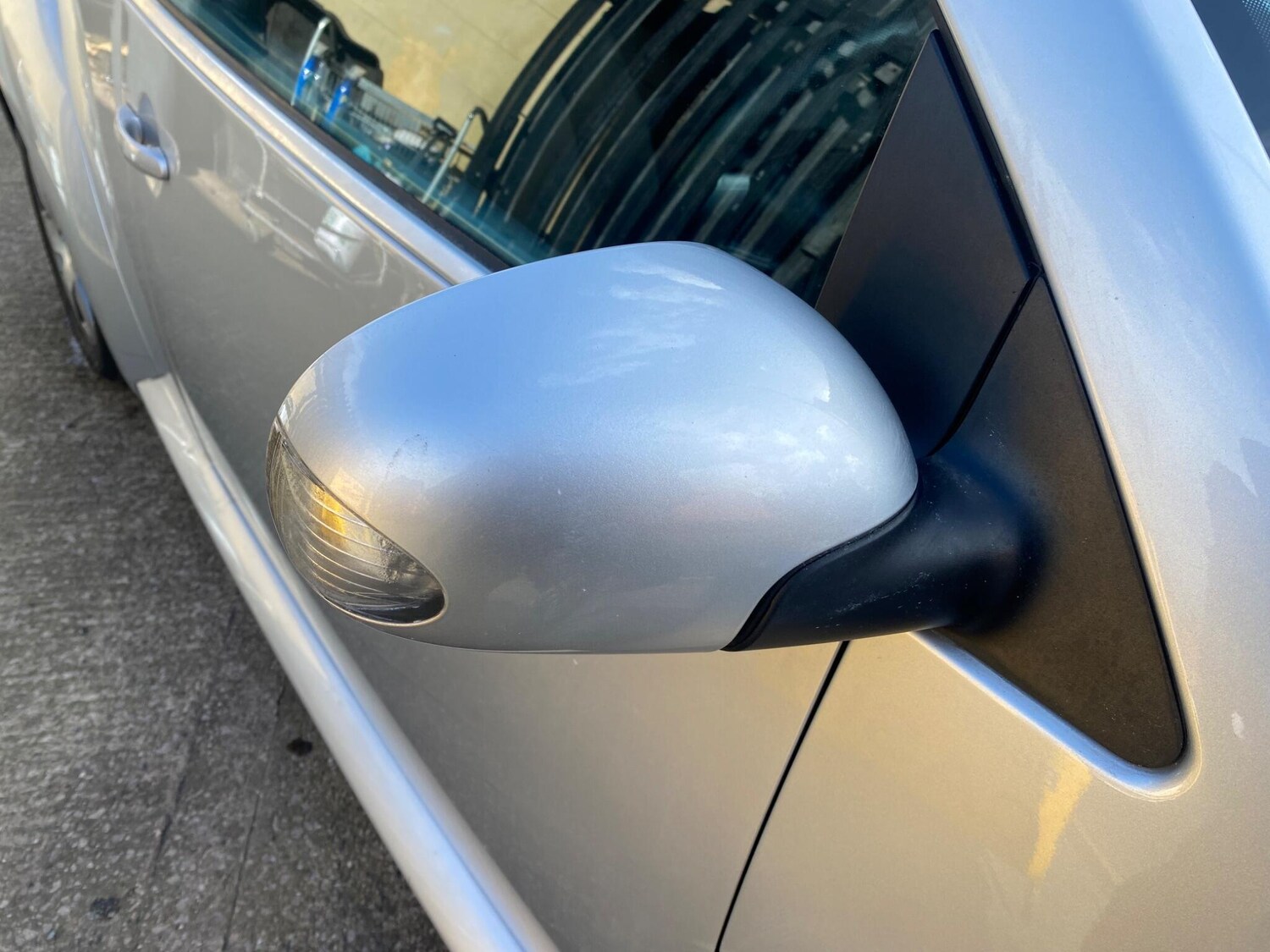 Used Volkswagen Beetle 2010 for sale - 78058561: Photo 12