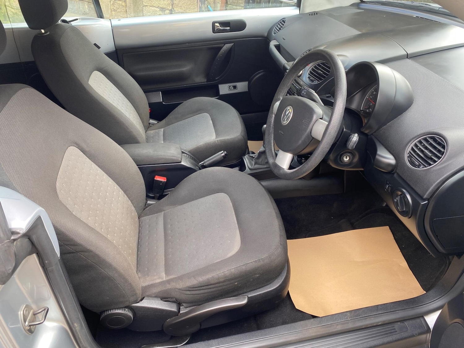 Used Volkswagen Beetle 2010 for sale - 78058561: Photo 17