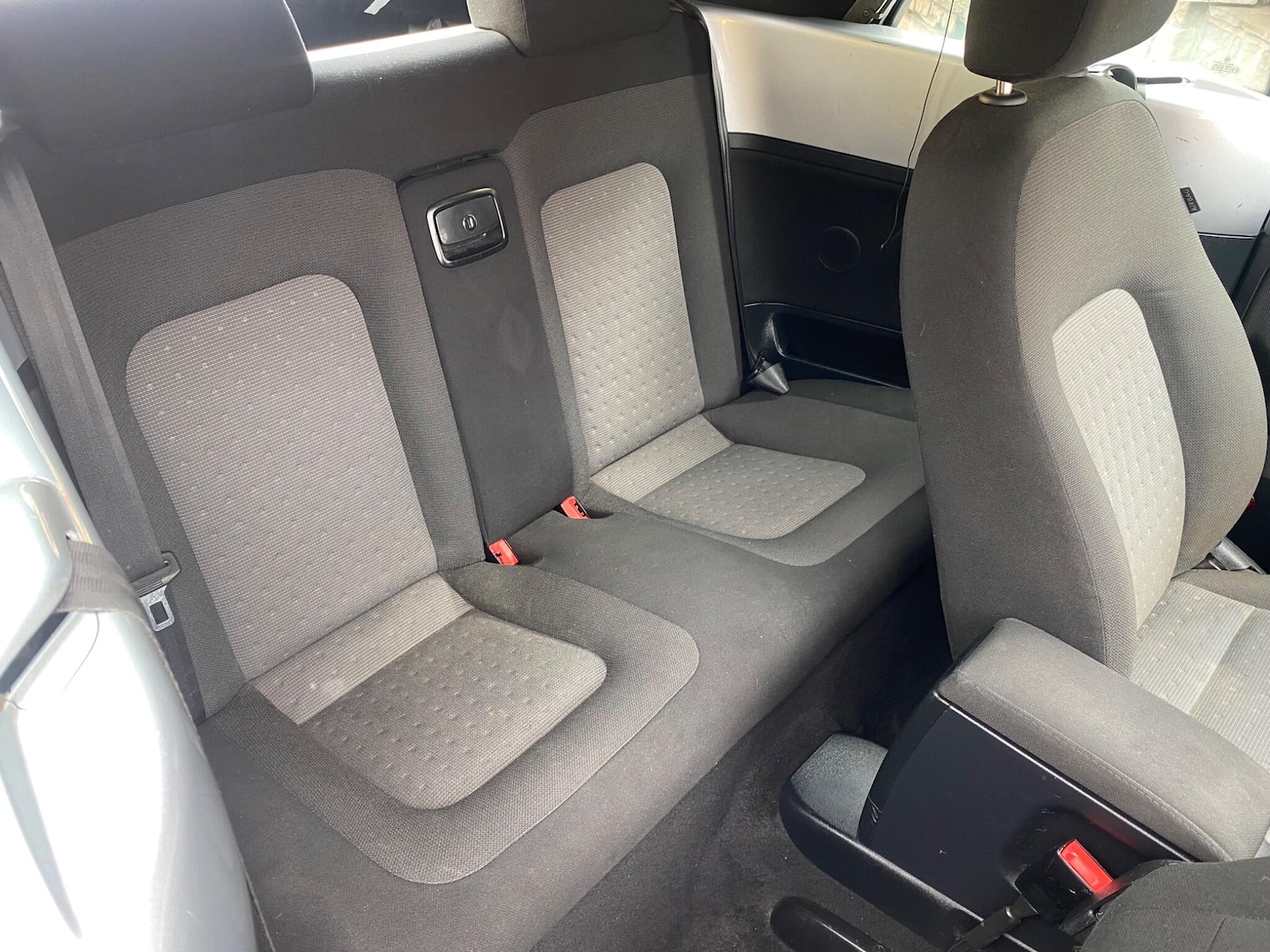 Used Volkswagen Beetle 2010 for sale - 78058561: Photo 24