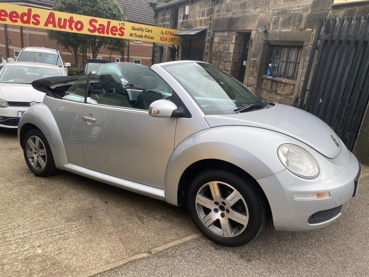 Used Volkswagen Beetle 2010 for sale - 78058561: Photo 26