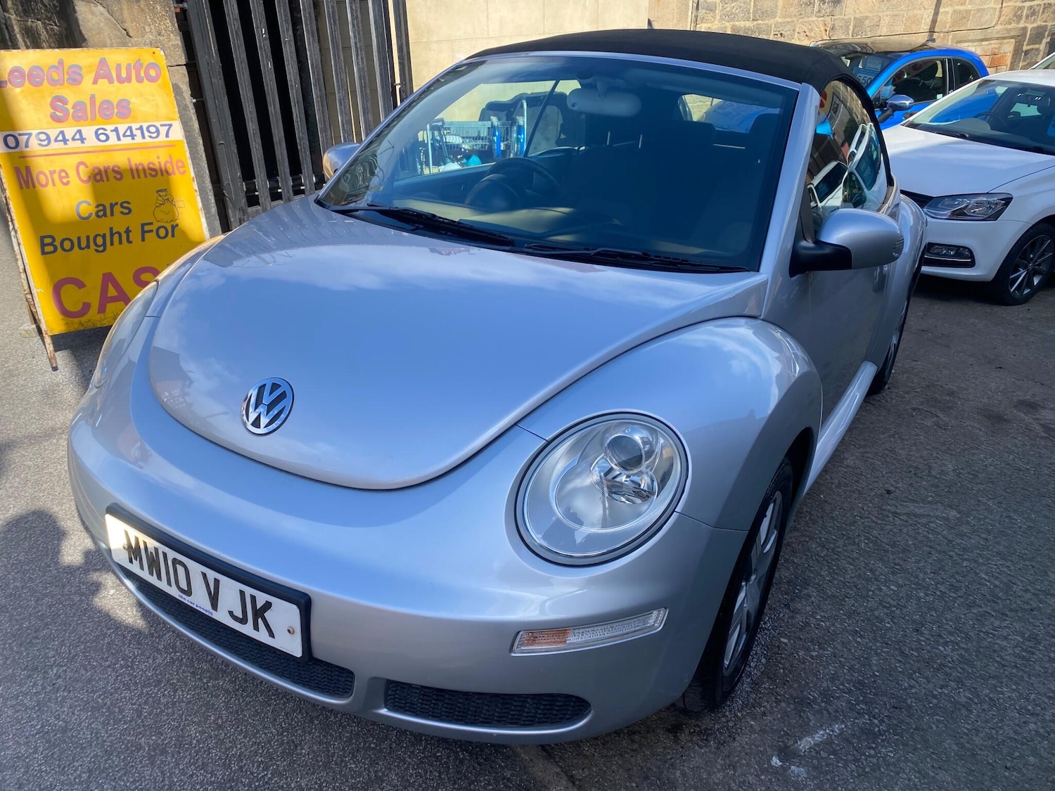 Used Volkswagen Beetle 2010 for sale - 78058561: Photo 3