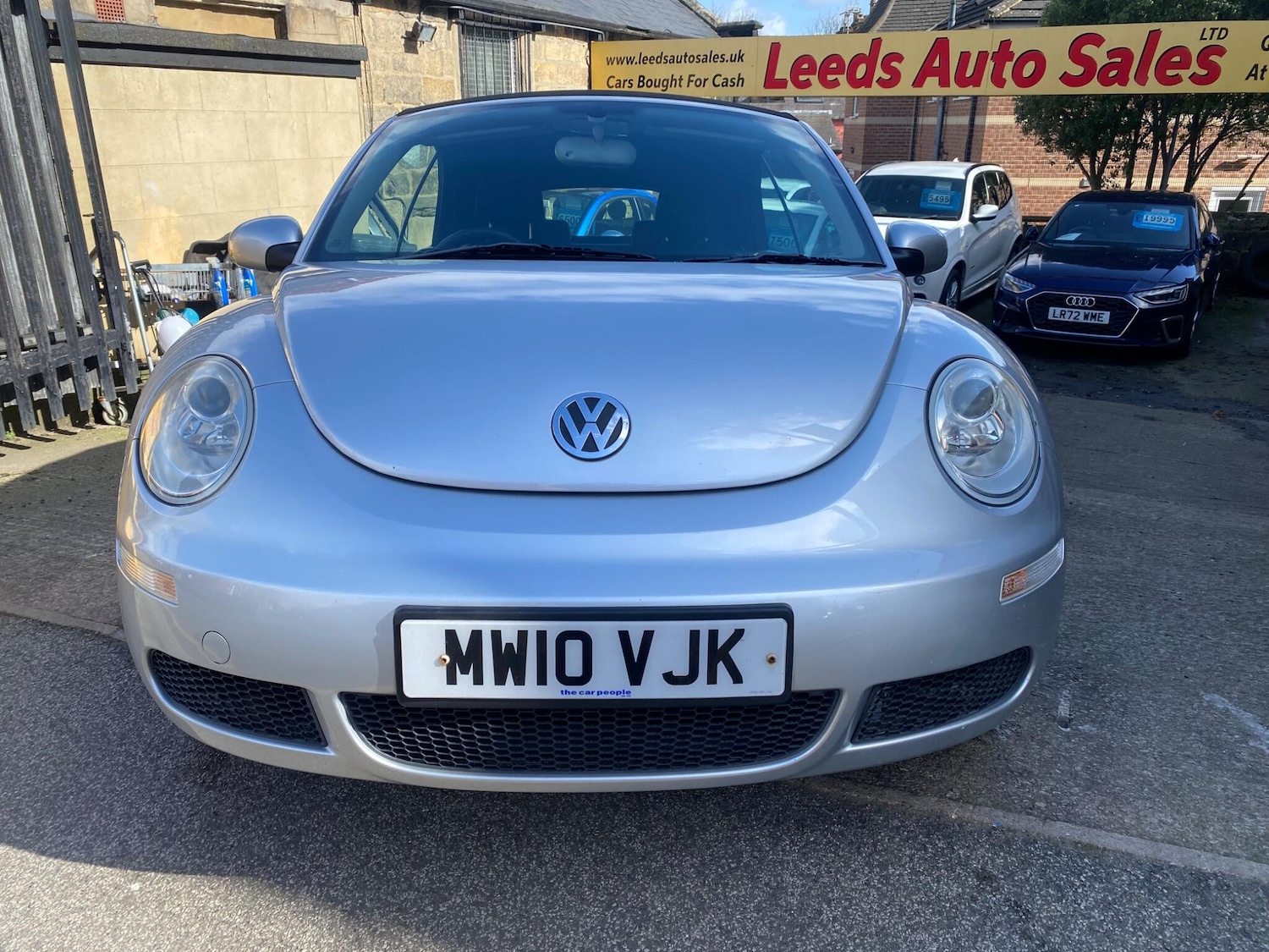 Used Volkswagen Beetle 2010 for sale - 78058561: Photo 5