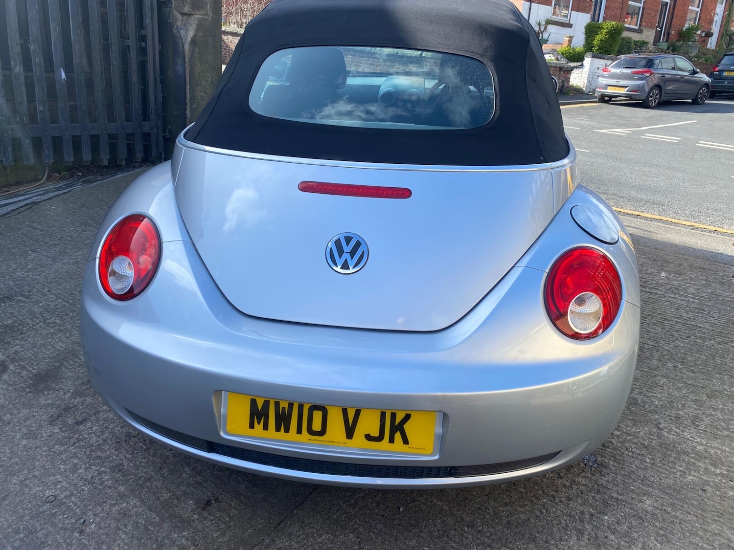 Used Volkswagen Beetle 2010 for sale - 78058561: Photo 6