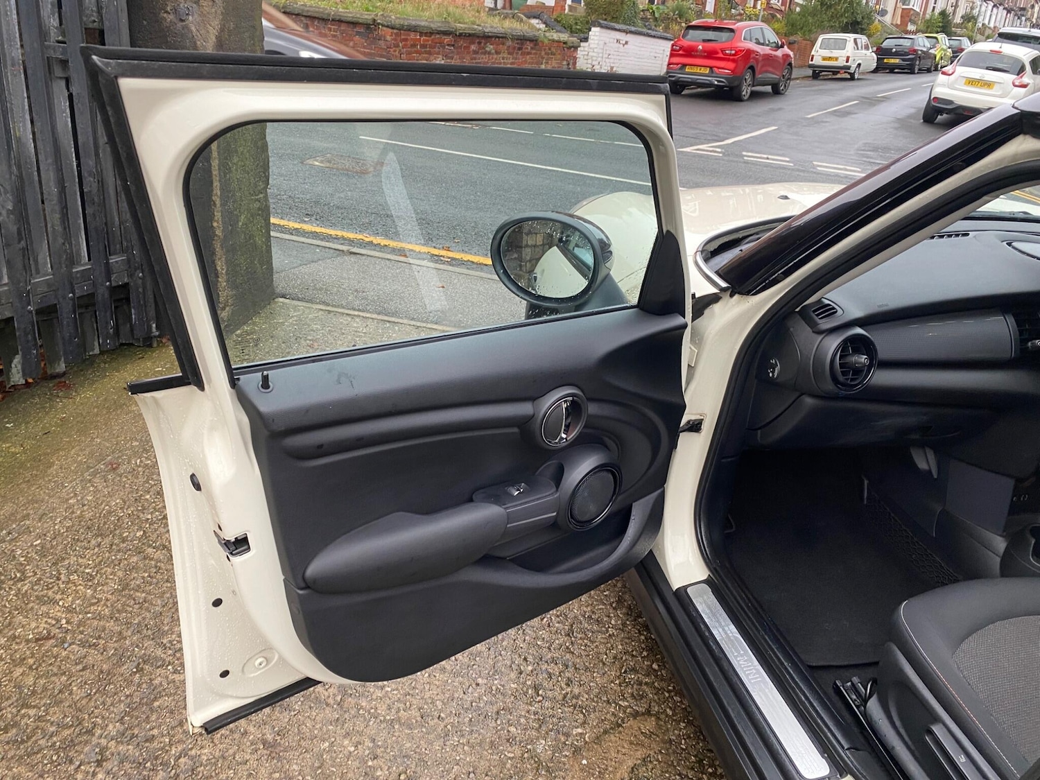 Used MINI Hatch 2016 for sale - 76666956: Photo 24