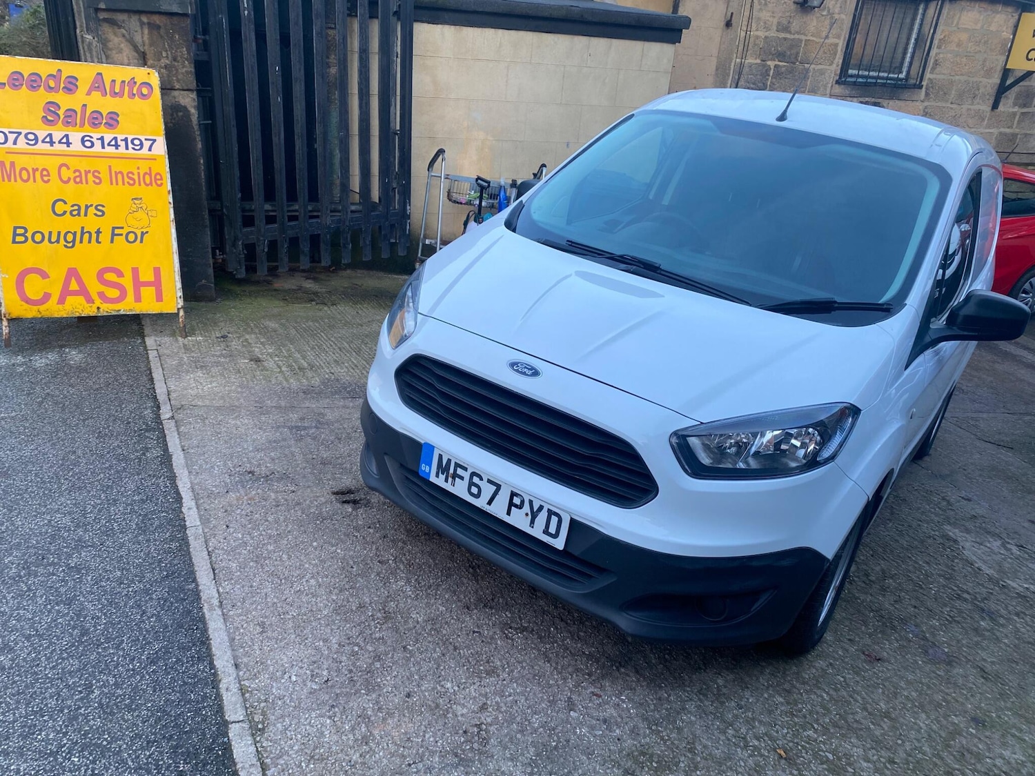 Used Ford Transit Courier 2017 for sale - 77279788: Photo 3