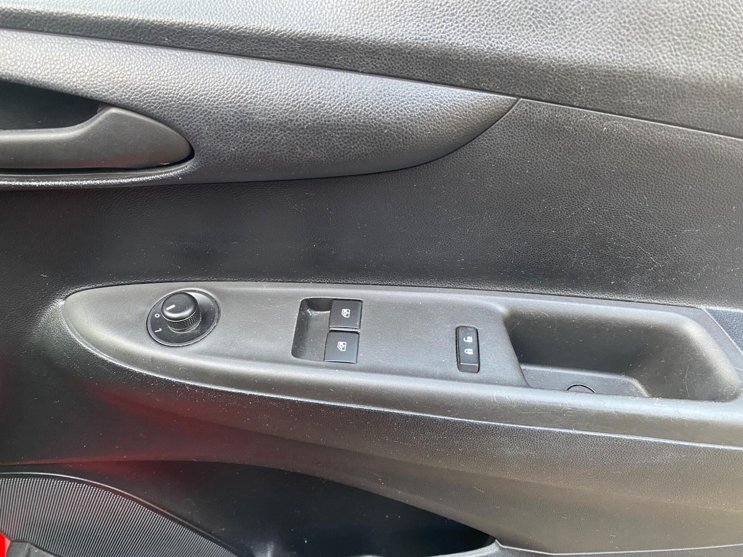 Used Vauxhall Viva 2015 for sale - 77202785: Photo 14