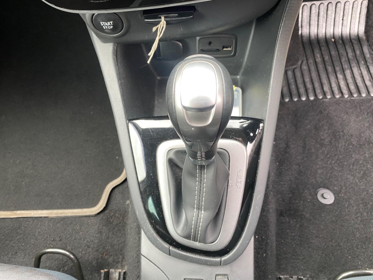 Used Renault Clio 2015 for sale - 78063025: Photo 16