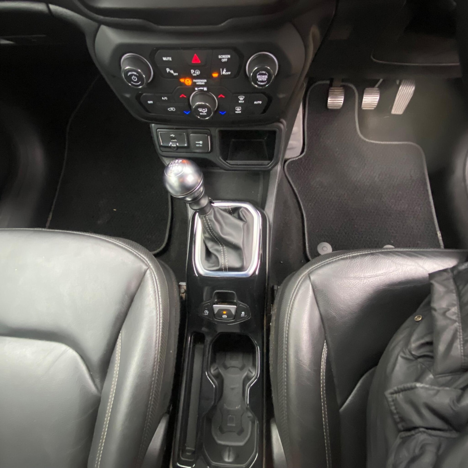 Used Jeep Renegade 2021 for sale - 76576690: Photo 15