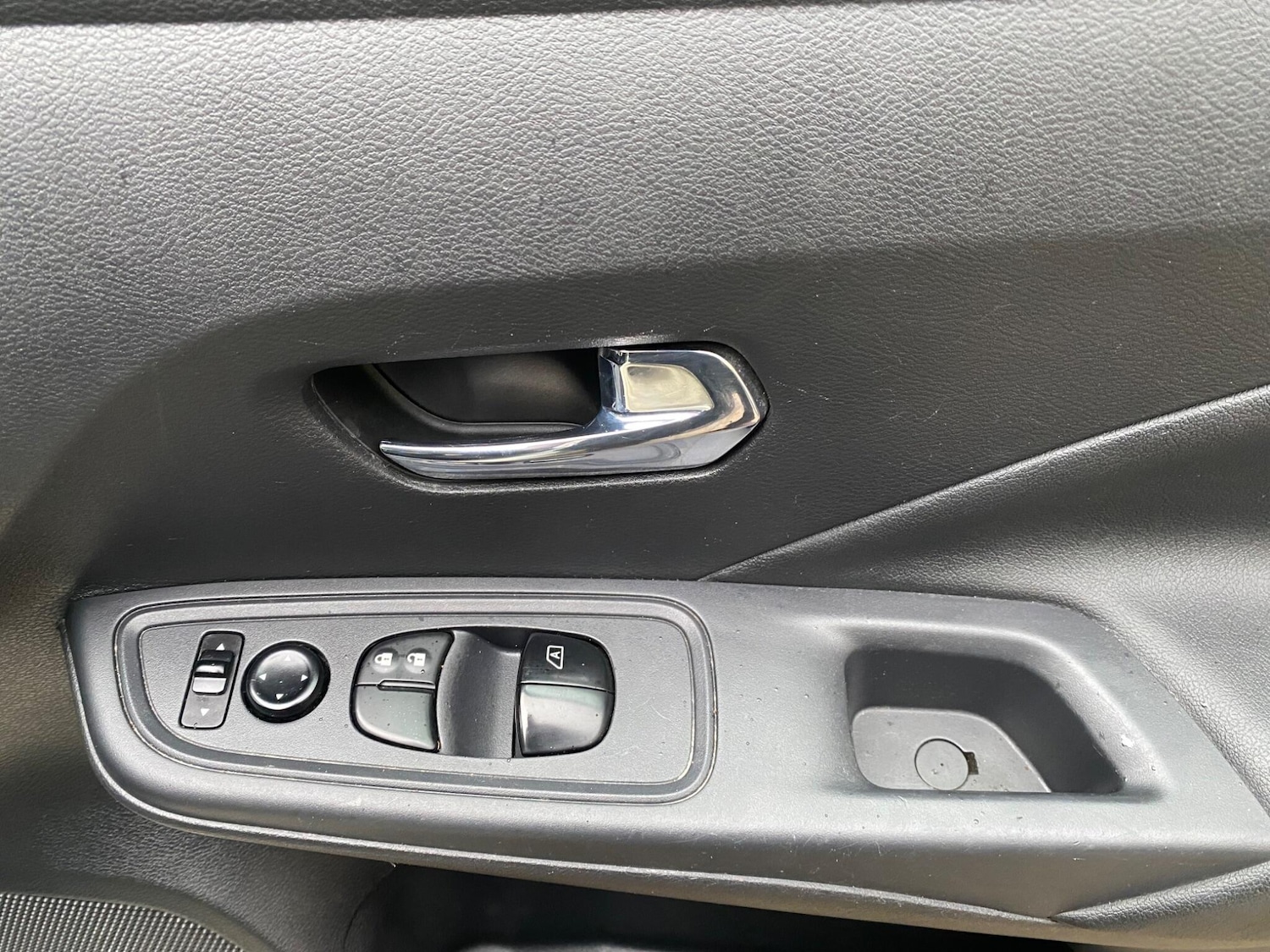 Used Nissan Micra 2022 for sale - 77377000: Photo 15