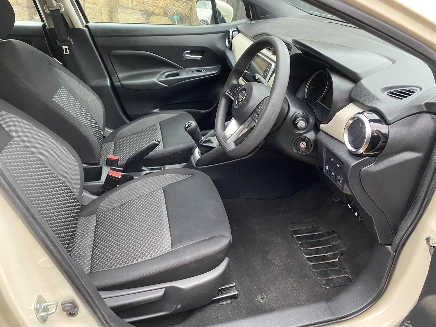 Used Nissan Micra 2022 for sale - 77377000: Photo 9