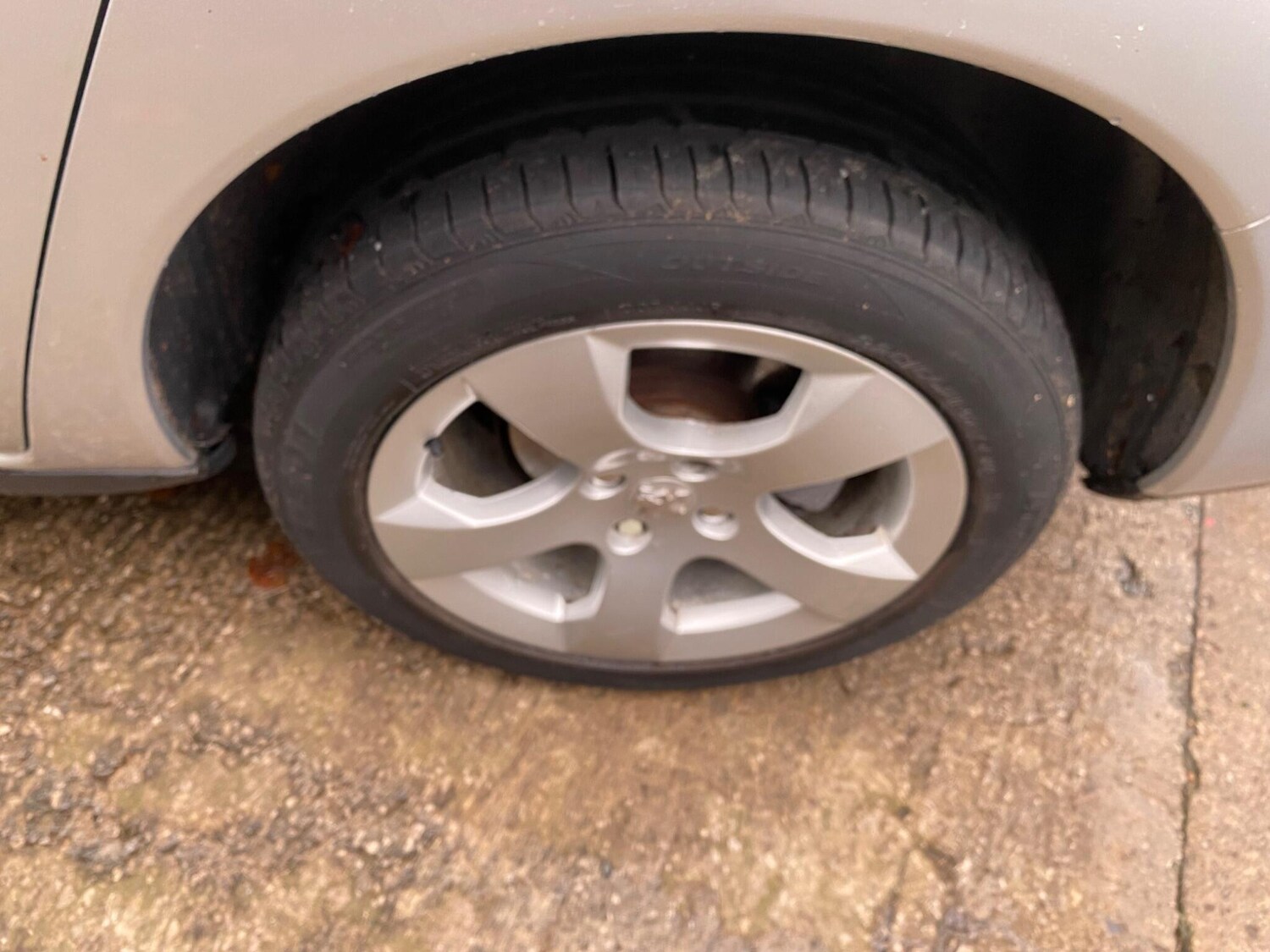 Used Peugeot 3008 2011 for sale - 76576692: Photo 12