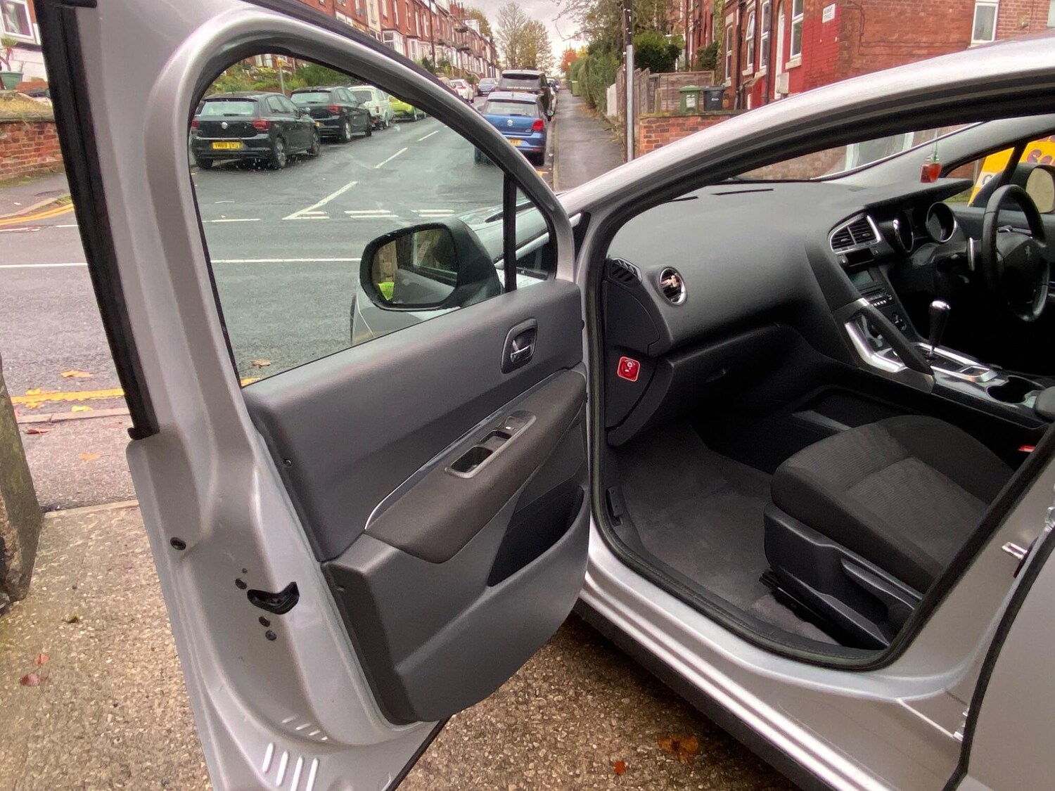 Used Peugeot 3008 2011 for sale - 76576692: Photo 25