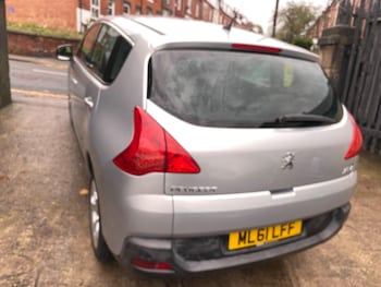 Used Peugeot 3008 2011 for sale - 76576692: Photo