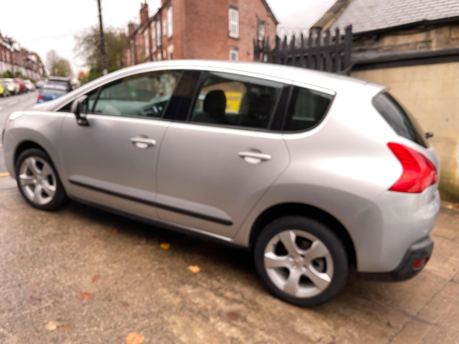 Used Peugeot 3008 2011 for sale - 76576692: Photo 8