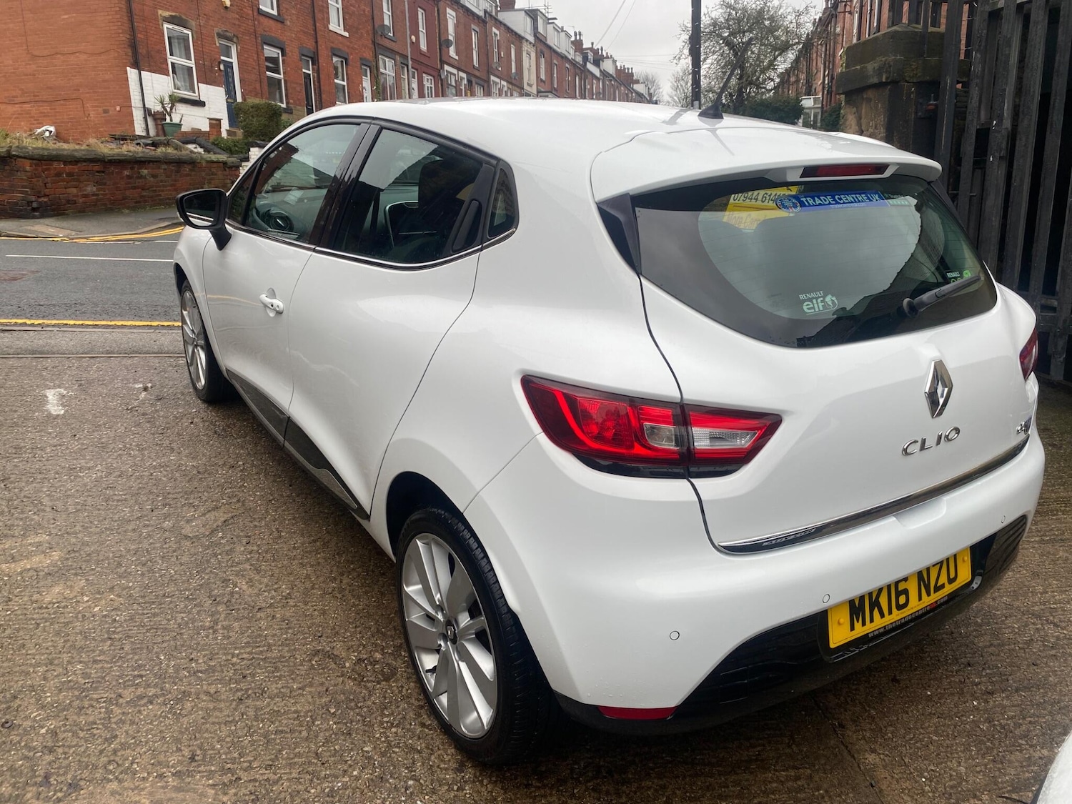 Used Renault Clio for sale - 77484579: Photo 2