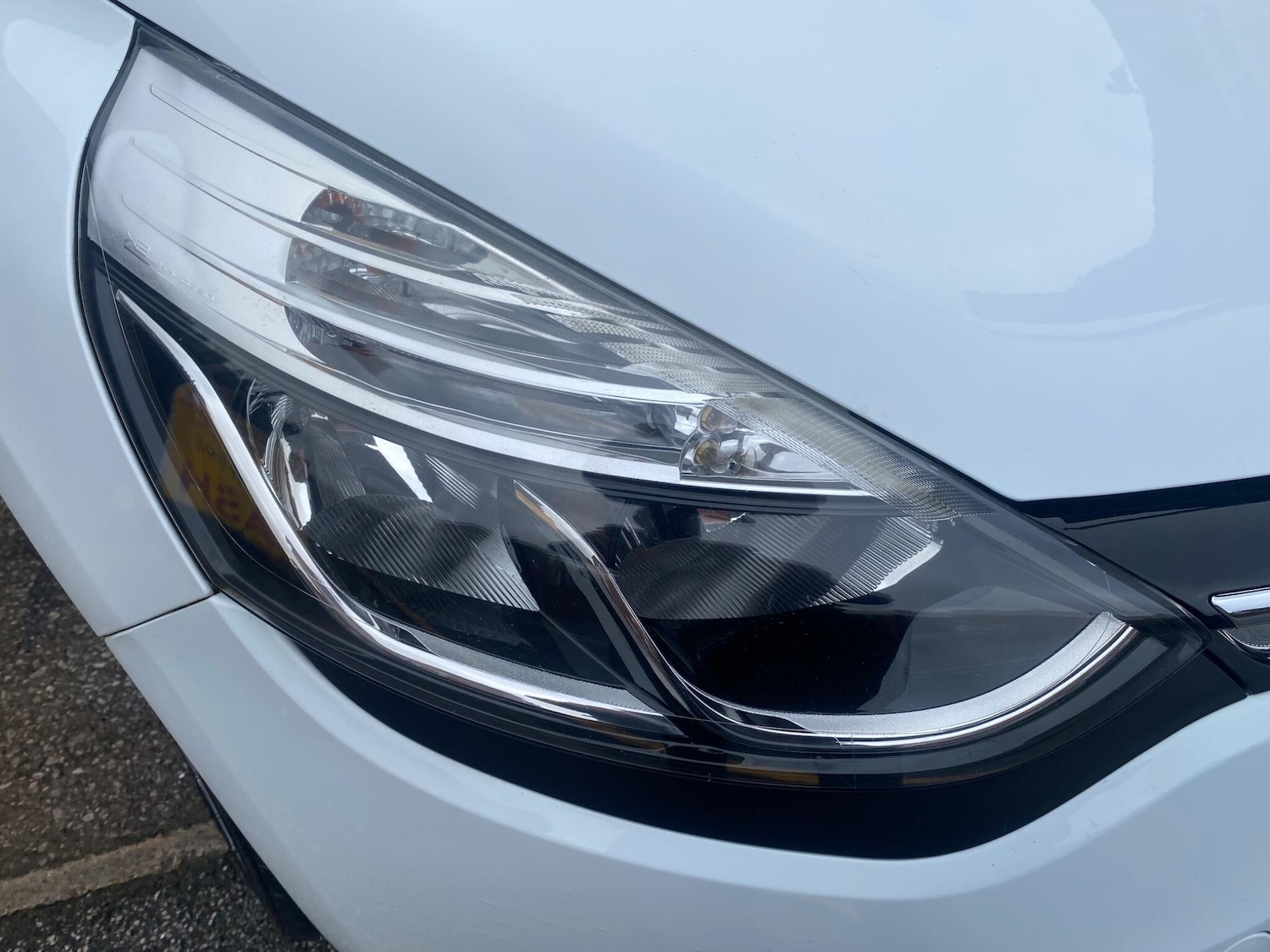 Used Renault Clio for sale - 77484579: Photo 29