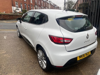 Used Renault Clio 2016 for sale - 77484579: Photo