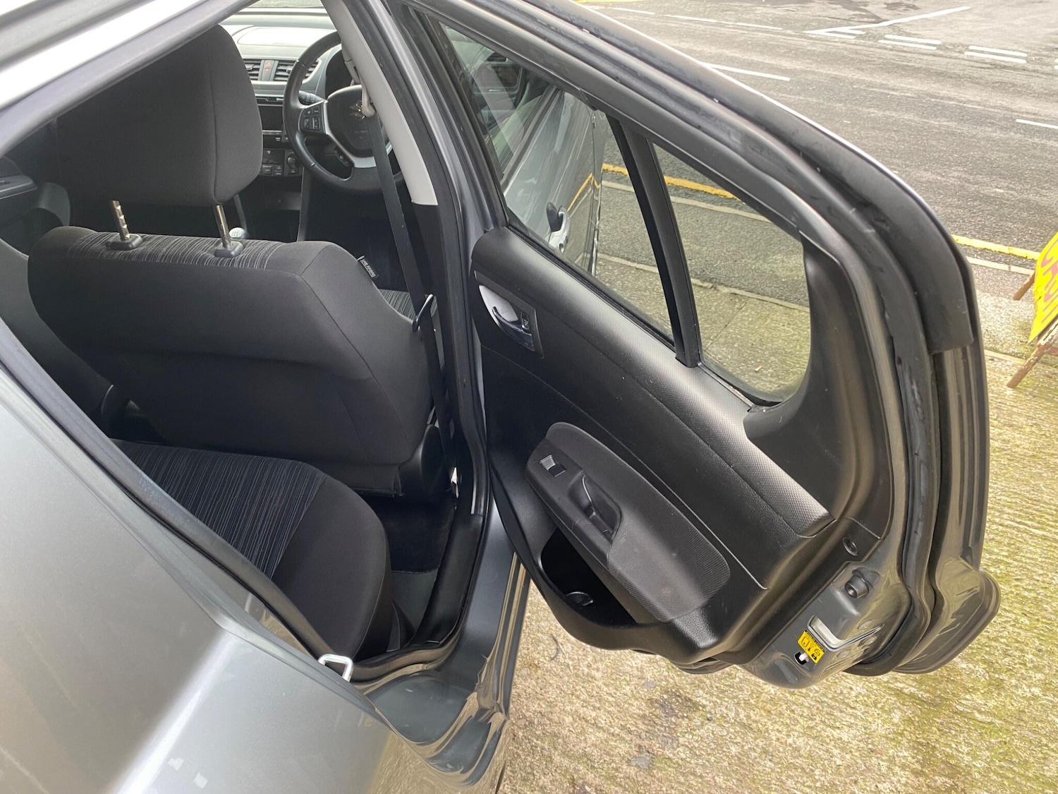 Used Suzuki Swift 2014 for sale - 77559986: Photo 21