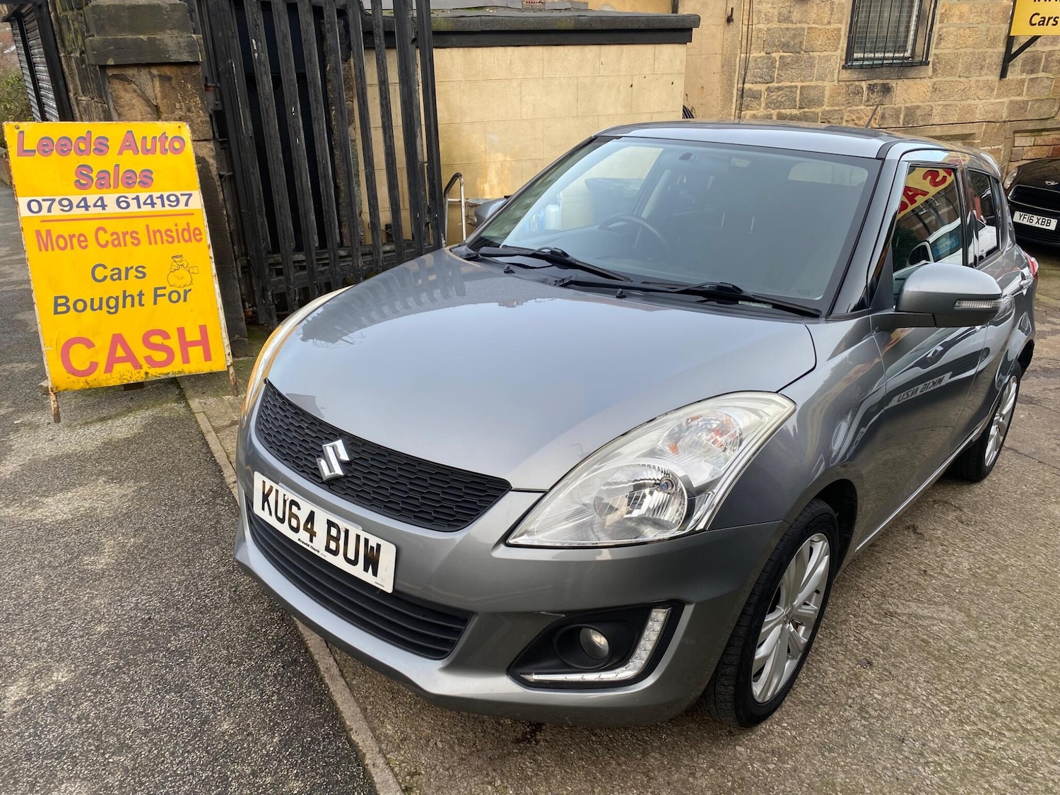 Used Suzuki Swift 2014 for sale - 77559986: Photo 4