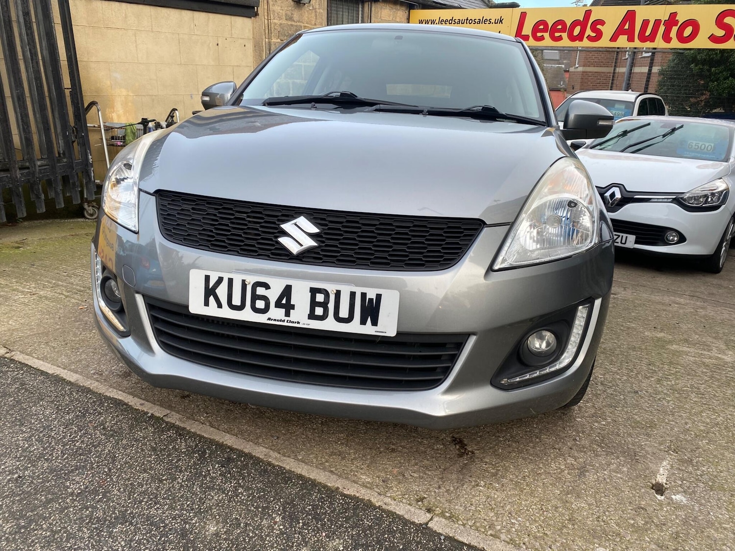 Used Suzuki Swift 2014 for sale - 77559986: Photo 5