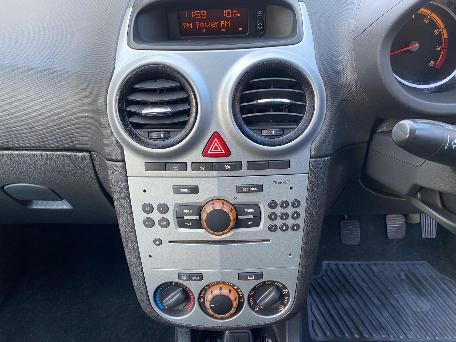 Used Vauxhall Corsa 2014 for sale - 76865636: Photo 15