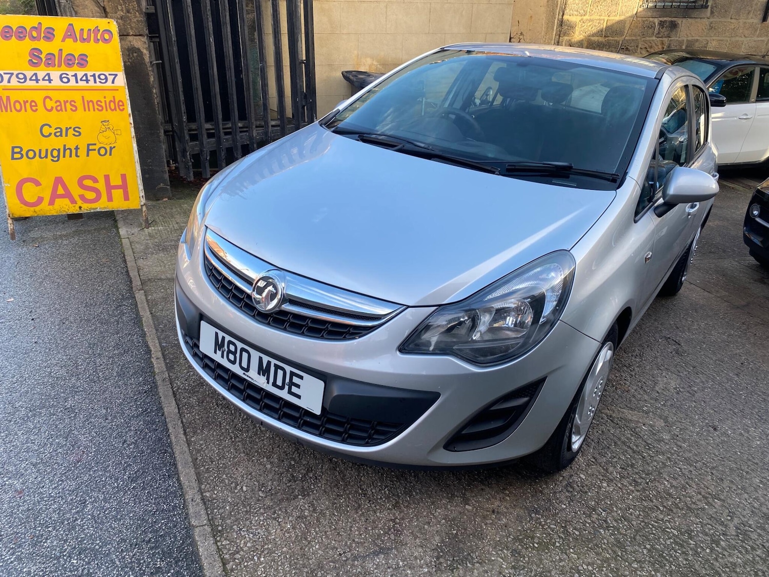 Used Vauxhall Corsa 2014 for sale - 76865636: Photo 3