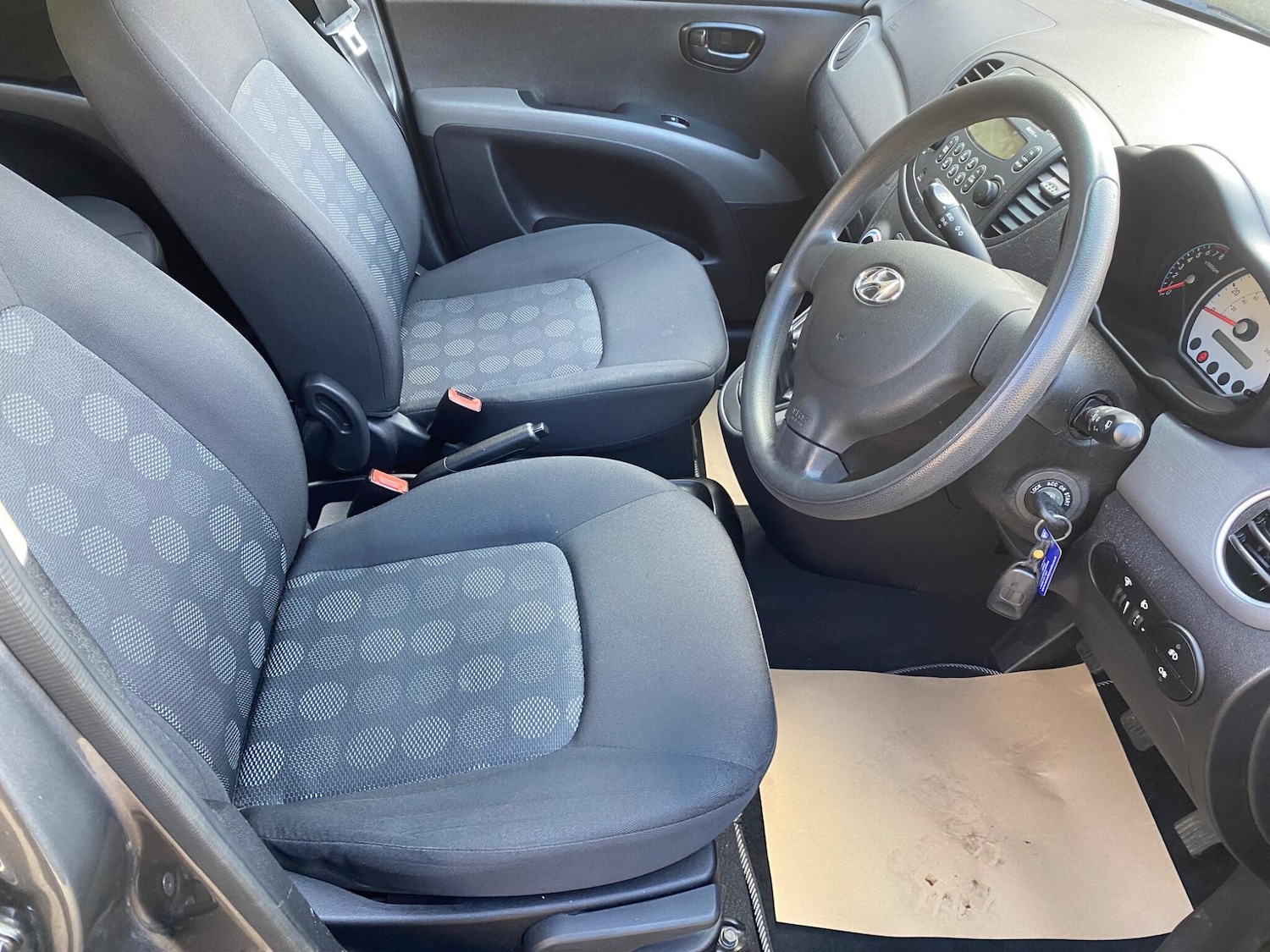 Used Hyundai i10 2010 for sale - 78127364: Photo 13