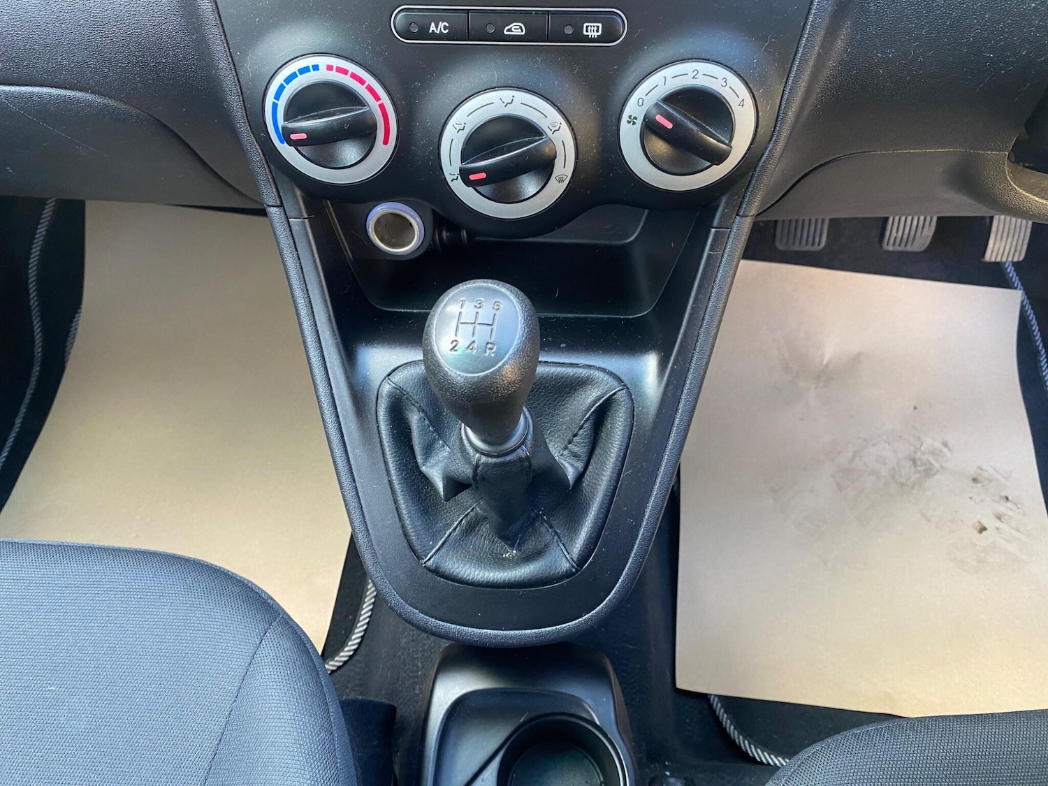 Used Hyundai i10 2010 for sale - 78127364: Photo 16