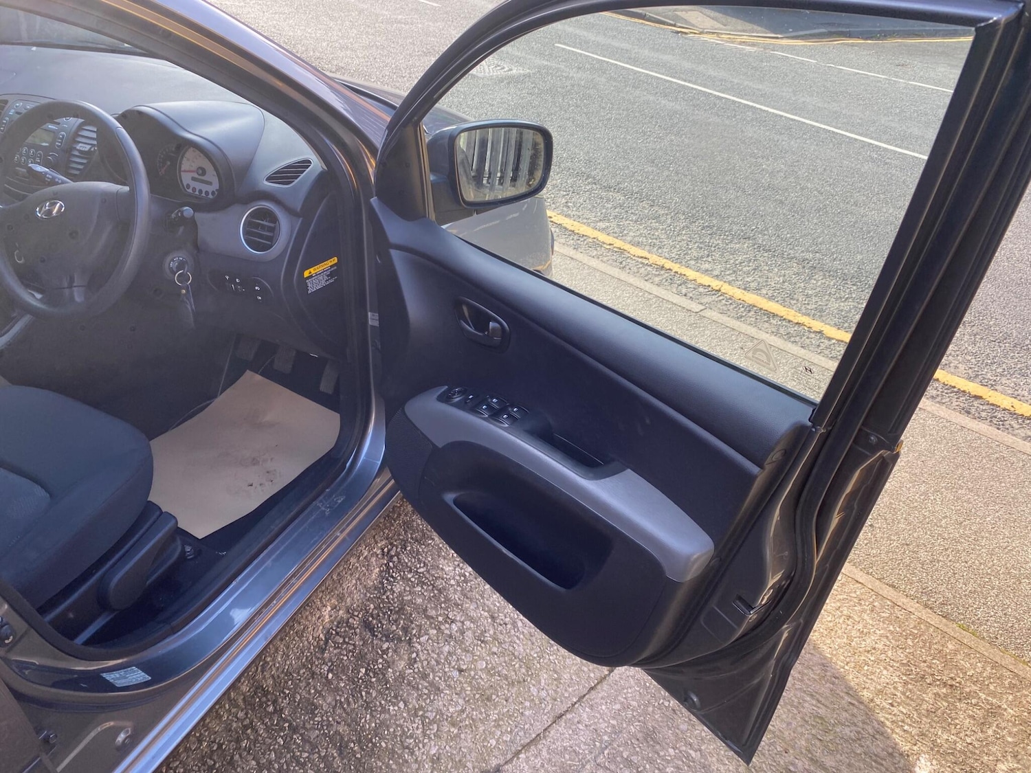 Used Hyundai i10 2010 for sale - 78127364: Photo 20
