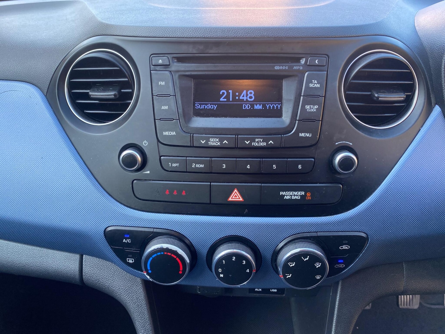 Used Hyundai i10 2015 for sale - 77753487: Photo 15