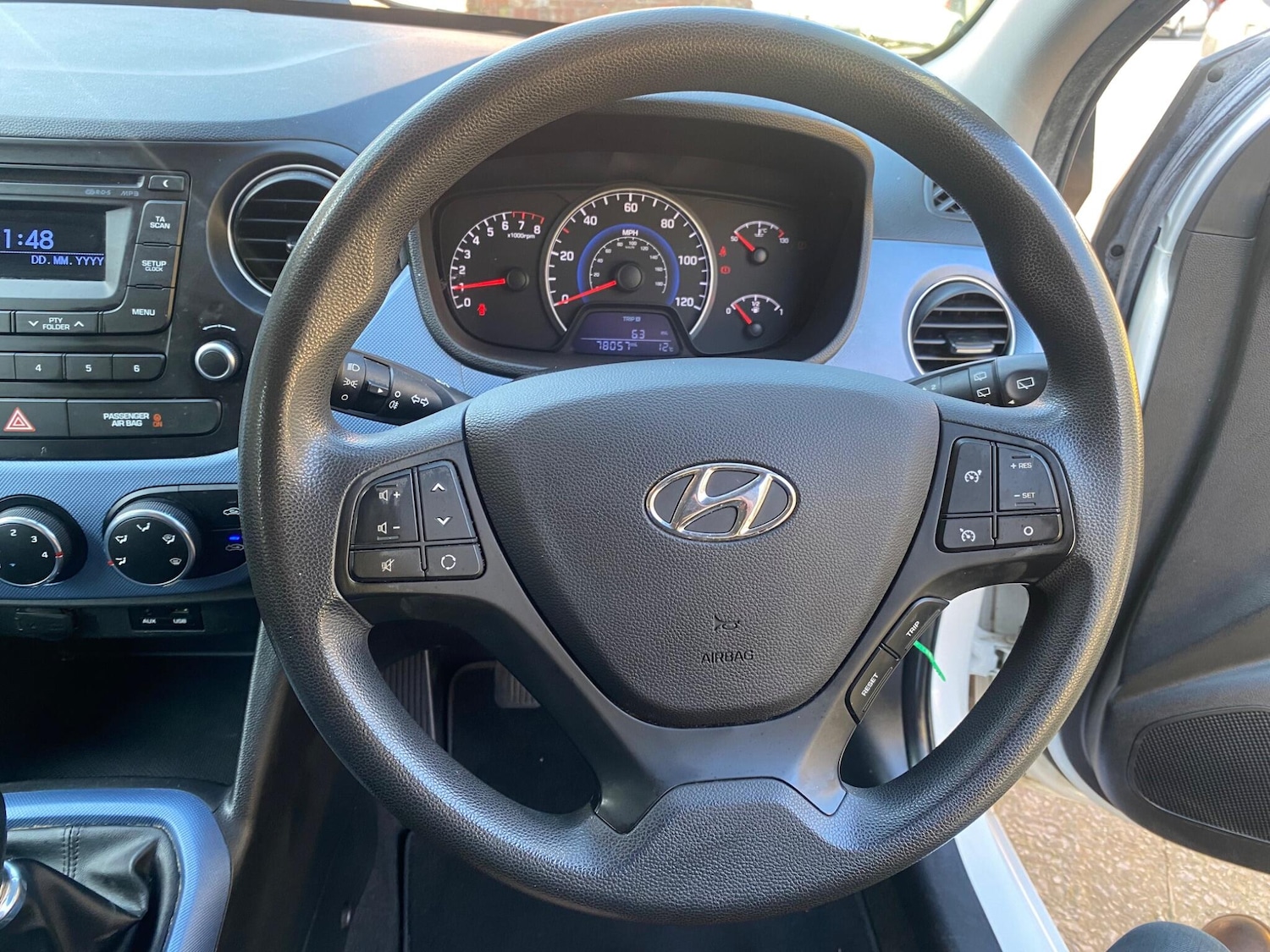 Used Hyundai i10 2015 for sale - 77753487: Photo 17