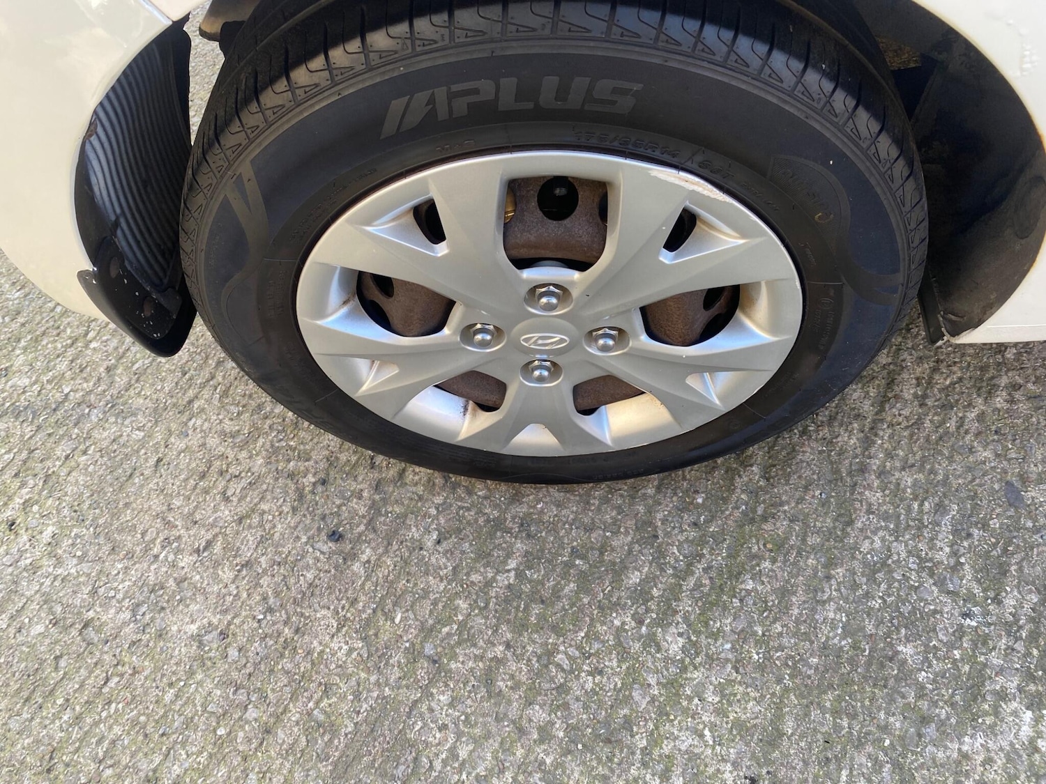 Used Hyundai i10 2015 for sale - 77753487: Photo 9