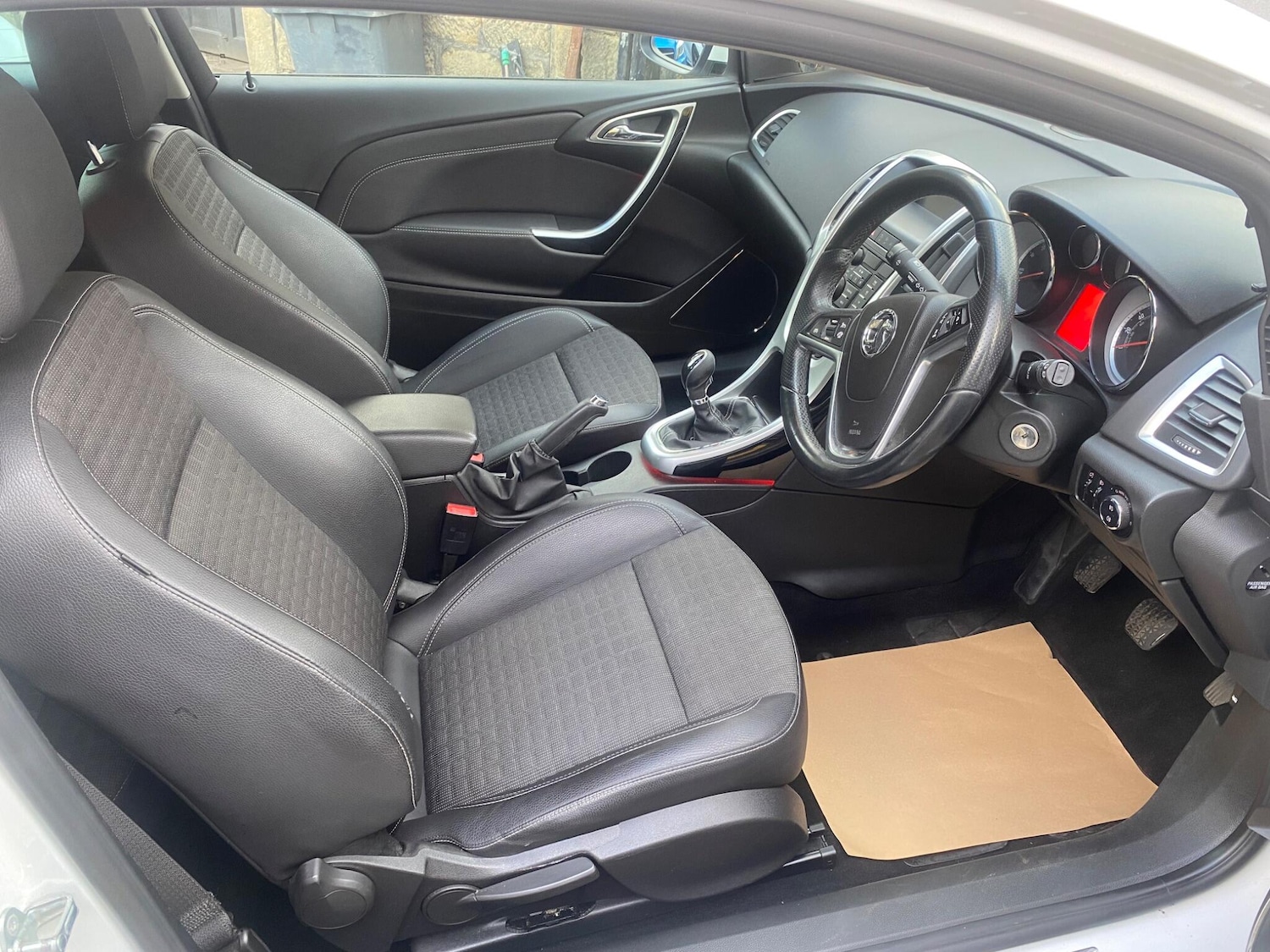 Used Vauxhall Astra GTC 2013 for sale - 77839424: Photo 13