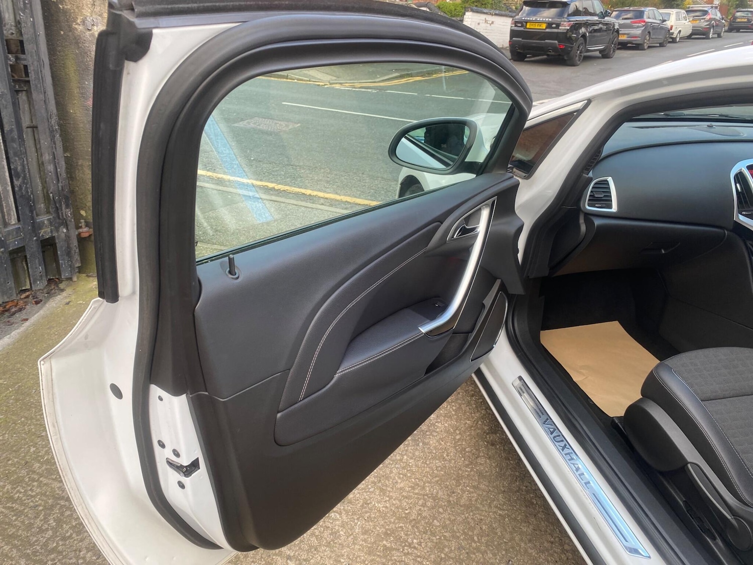 Used Vauxhall Astra GTC 2013 for sale - 77839424: Photo 23