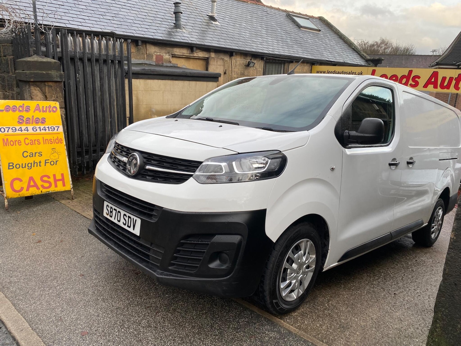 Used Vauxhall Vivaro 2020 for sale - 76886936: Photo 3