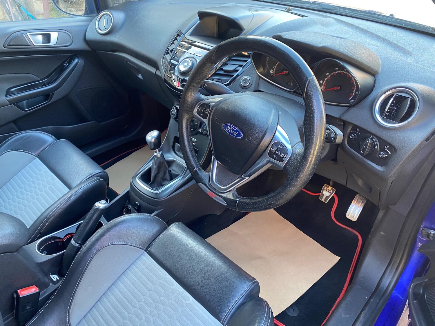 Used Ford Fiesta 2015 for sale - 78127351: Photo 20