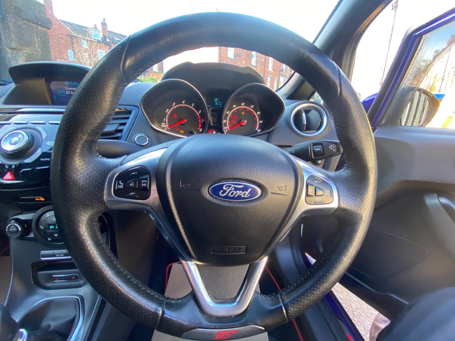 Used Ford Fiesta 2015 for sale - 78127351: Photo 24
