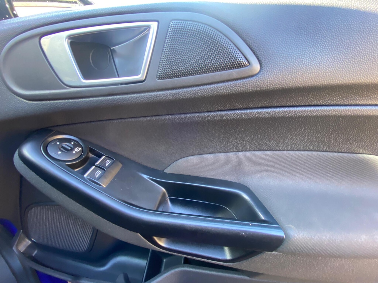 Used Ford Fiesta 2015 for sale - 78127351: Photo 25