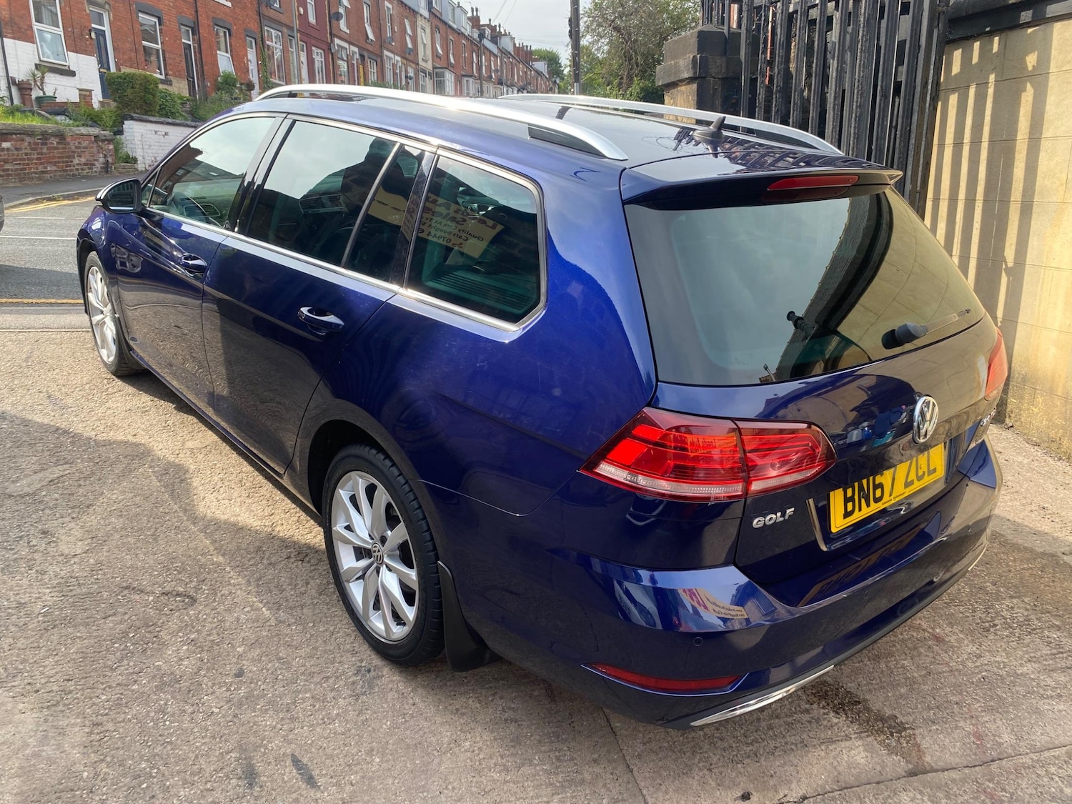 Used Volkswagen Golf 2017 for sale - 76597283: Photo 2