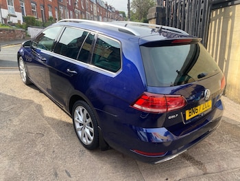 Used Volkswagen Golf 2017 for sale - 76597283: Photo