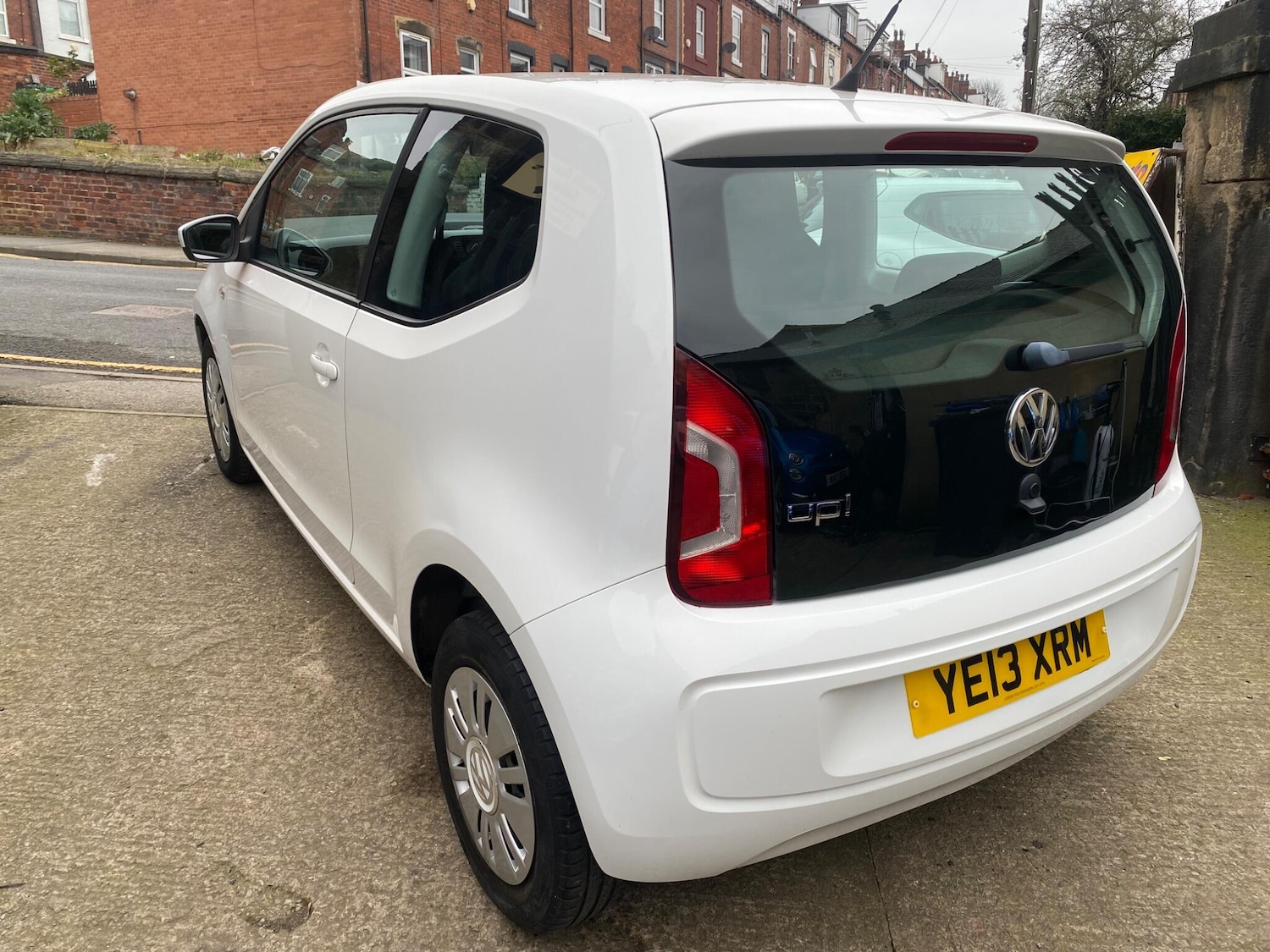 Used Volkswagen up! for sale - 77793468: Photo 2