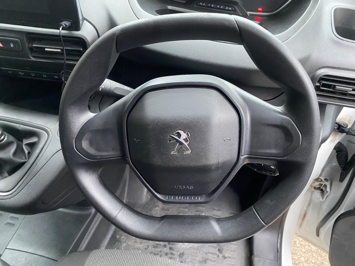 Used Peugeot Partner 2022 for sale - 77479487: Photo 17