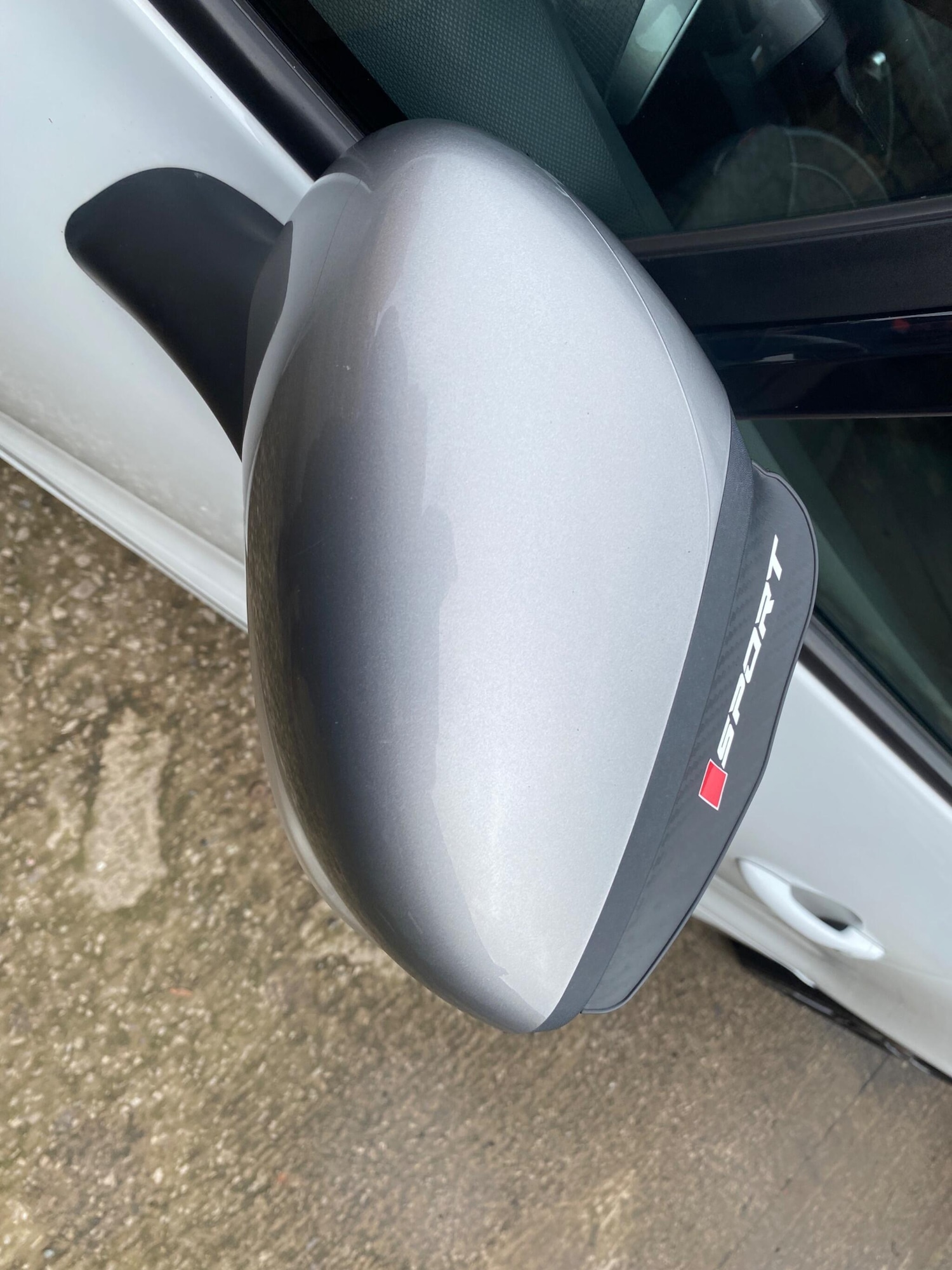 Used Renault Clio for sale - 77704701: Photo 31