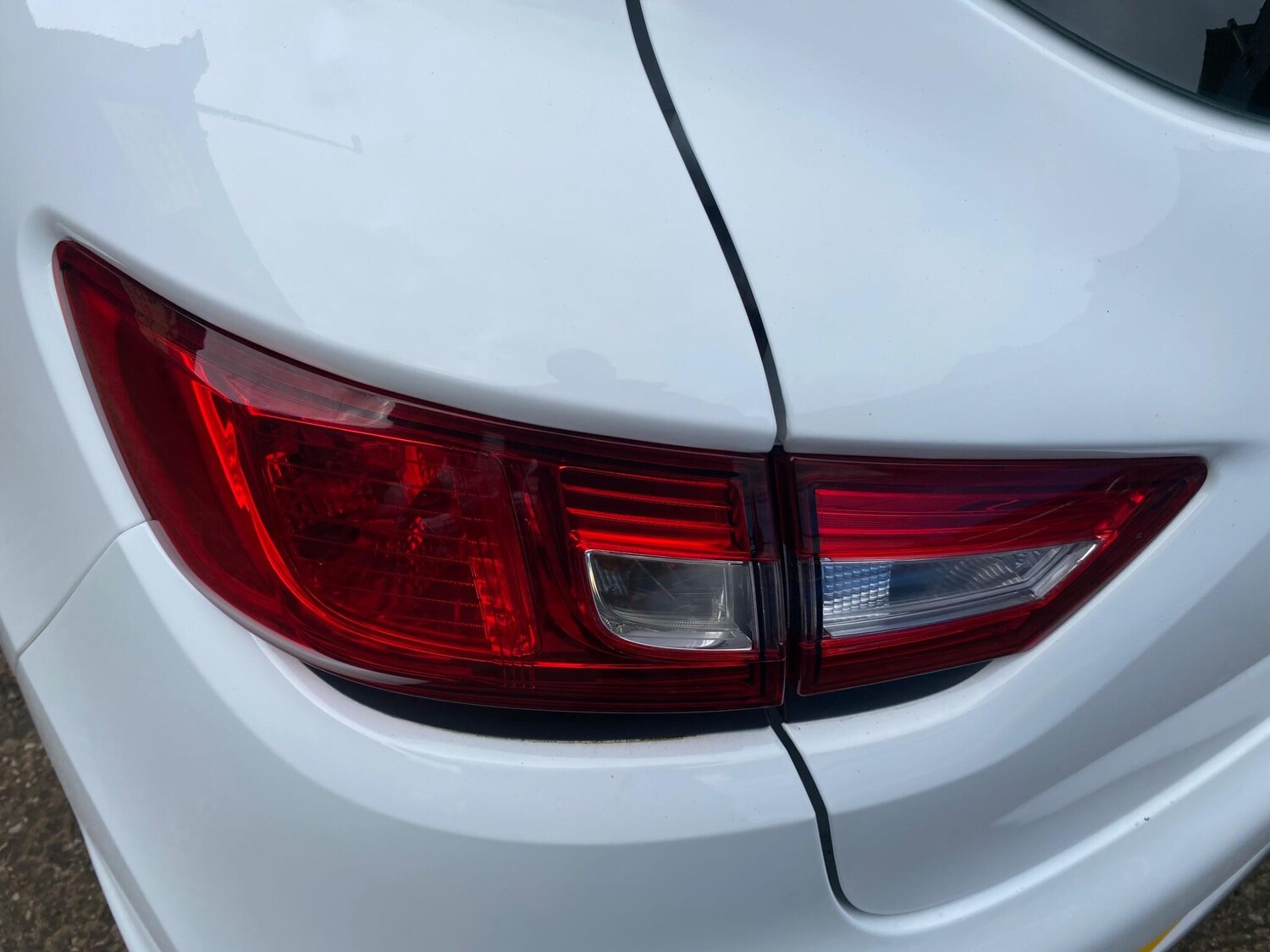 Used Renault Clio for sale - 77704701: Photo 34