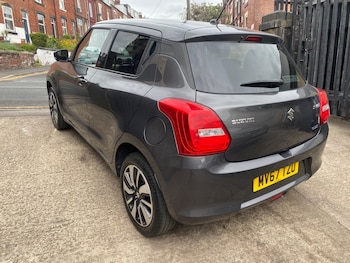 Used Suzuki Swift 2017 for sale - 79324660: Photo