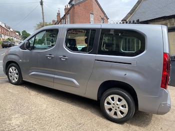 Used Vauxhall Combo Life 2019 for sale - 79144607: Photo
